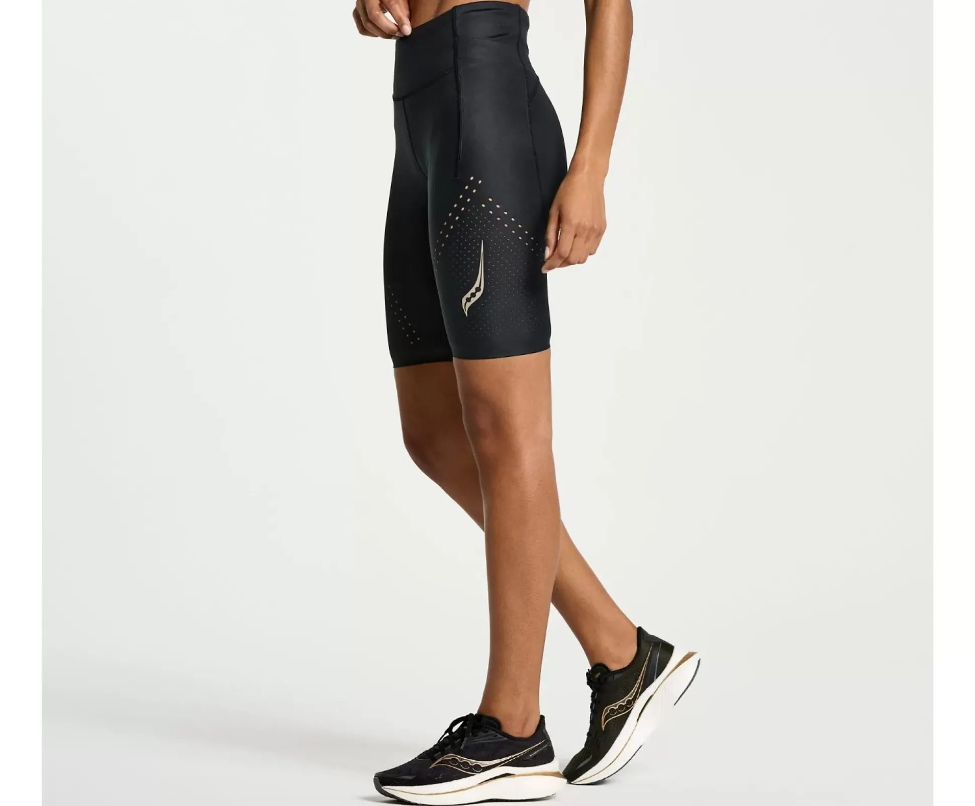 Pinnacle 8" Tight Short